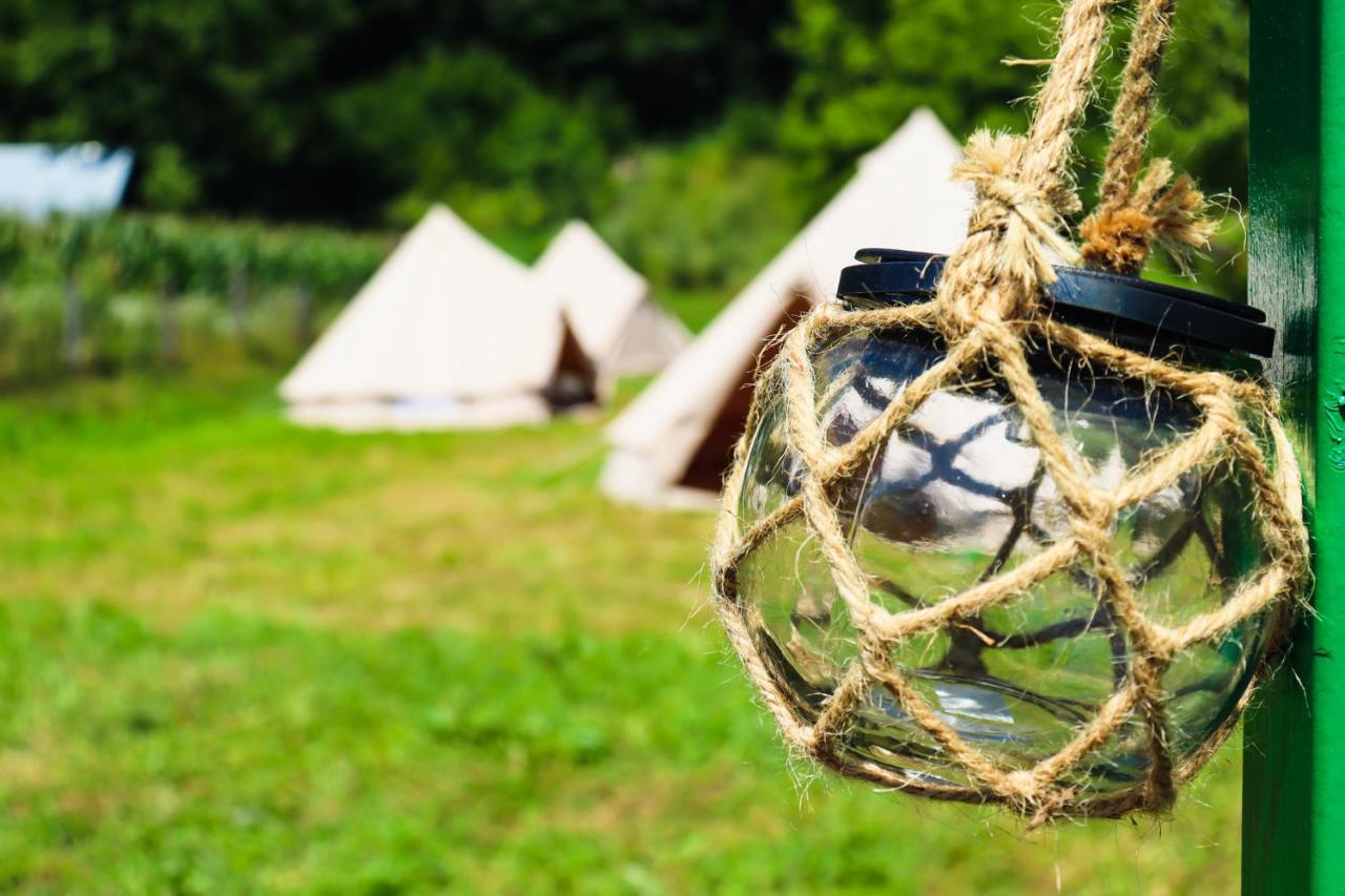 Hotel Luna Rock Glamping Brezoi - Blue Scai Zewnętrze zdjęcie