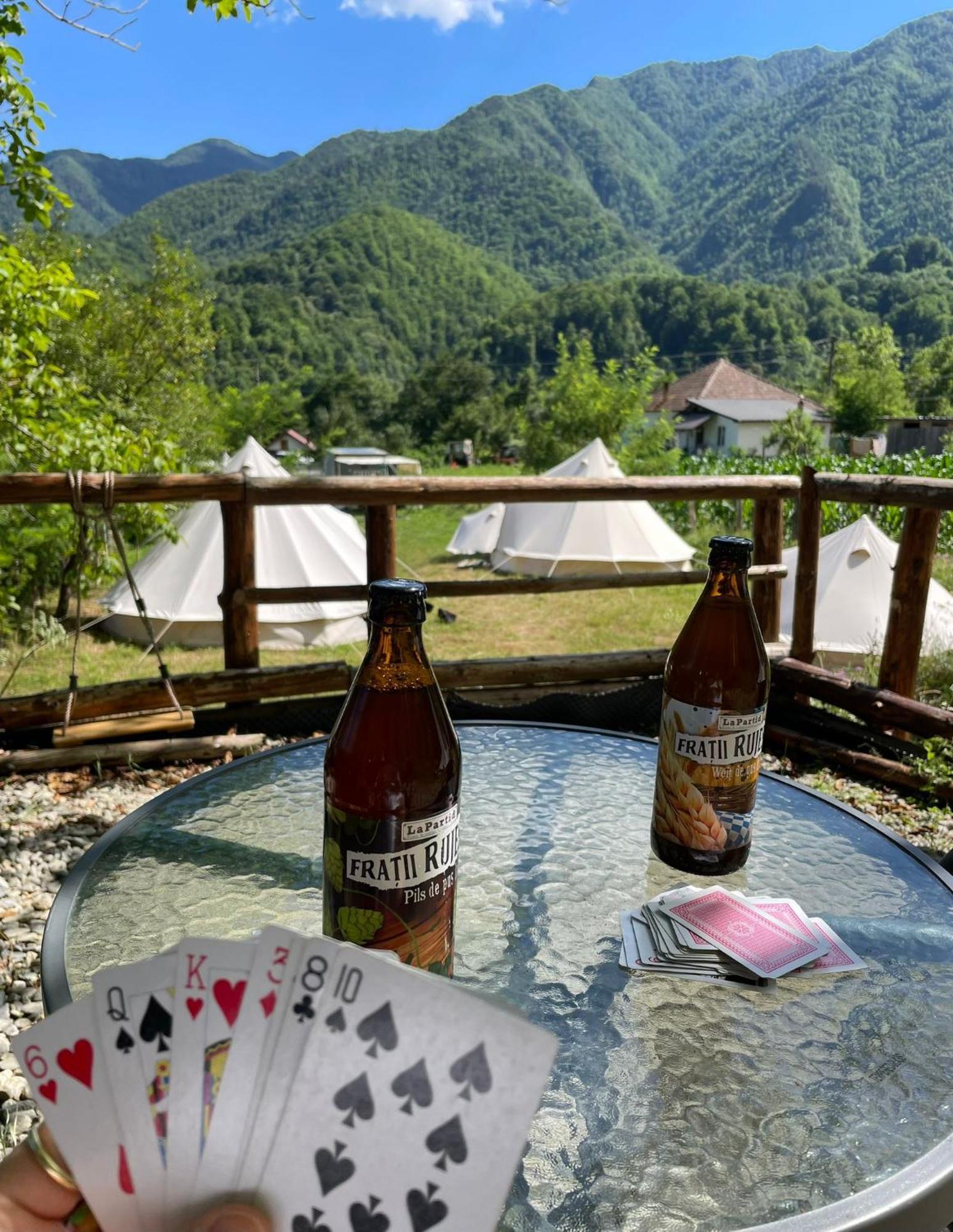 Luna Rock Glamping Brezoi - Blue Scai Zewnętrze zdjęcie