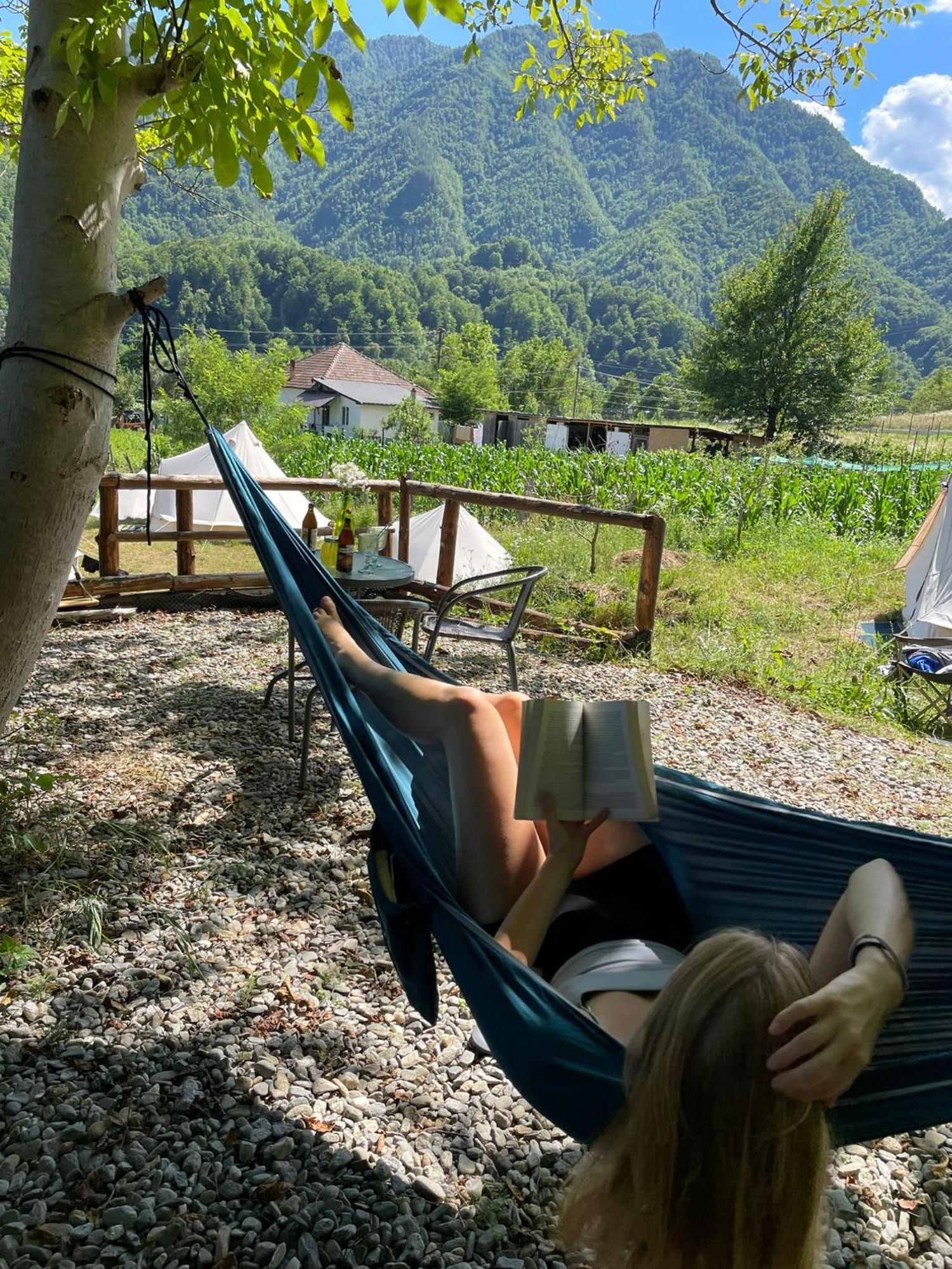 Luna Rock Glamping Brezoi - Blue Scai Zewnętrze zdjęcie