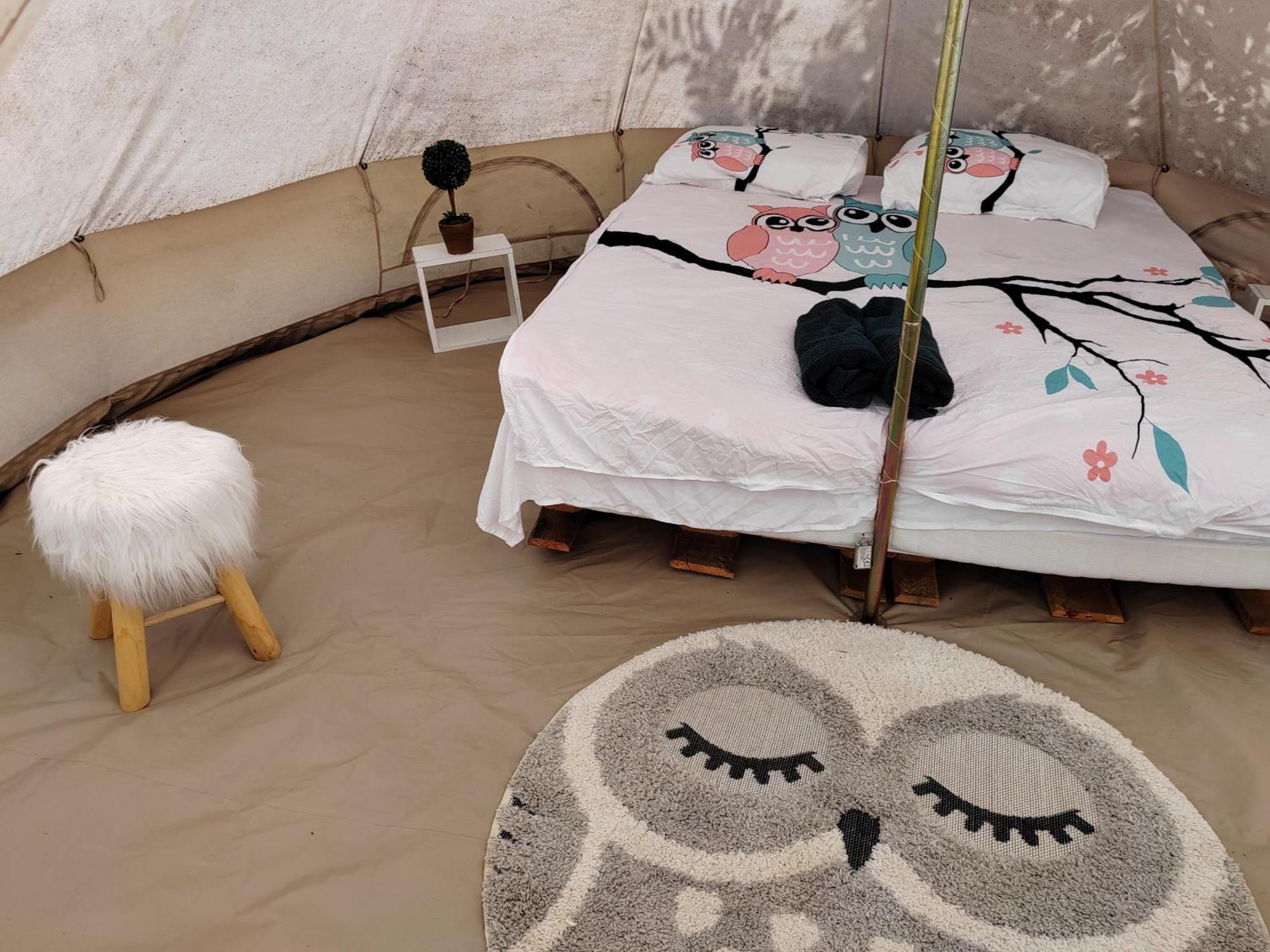 Hotel Luna Rock Glamping Brezoi - Blue Scai Zewnętrze zdjęcie